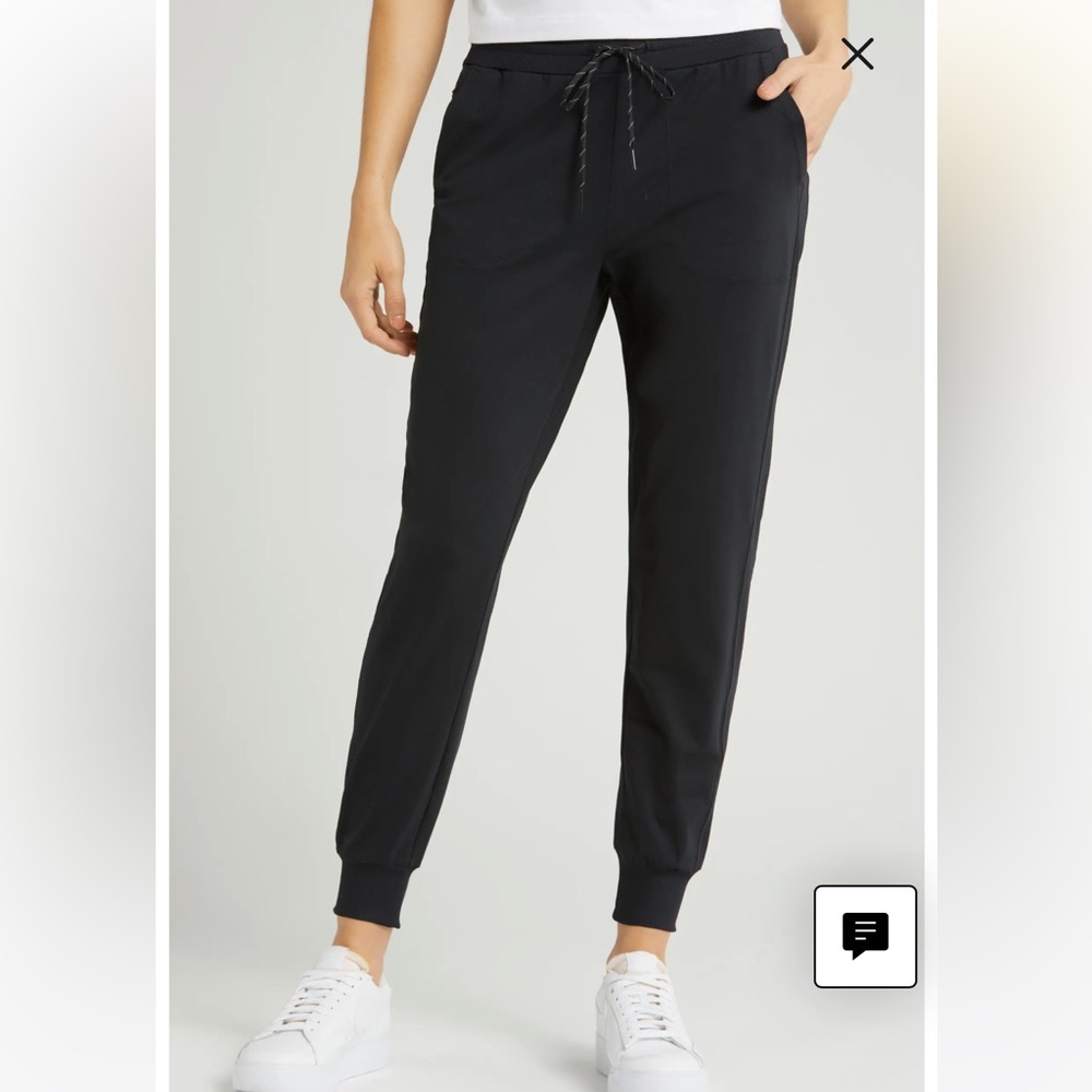 Zella Live In Pocket Joggers
